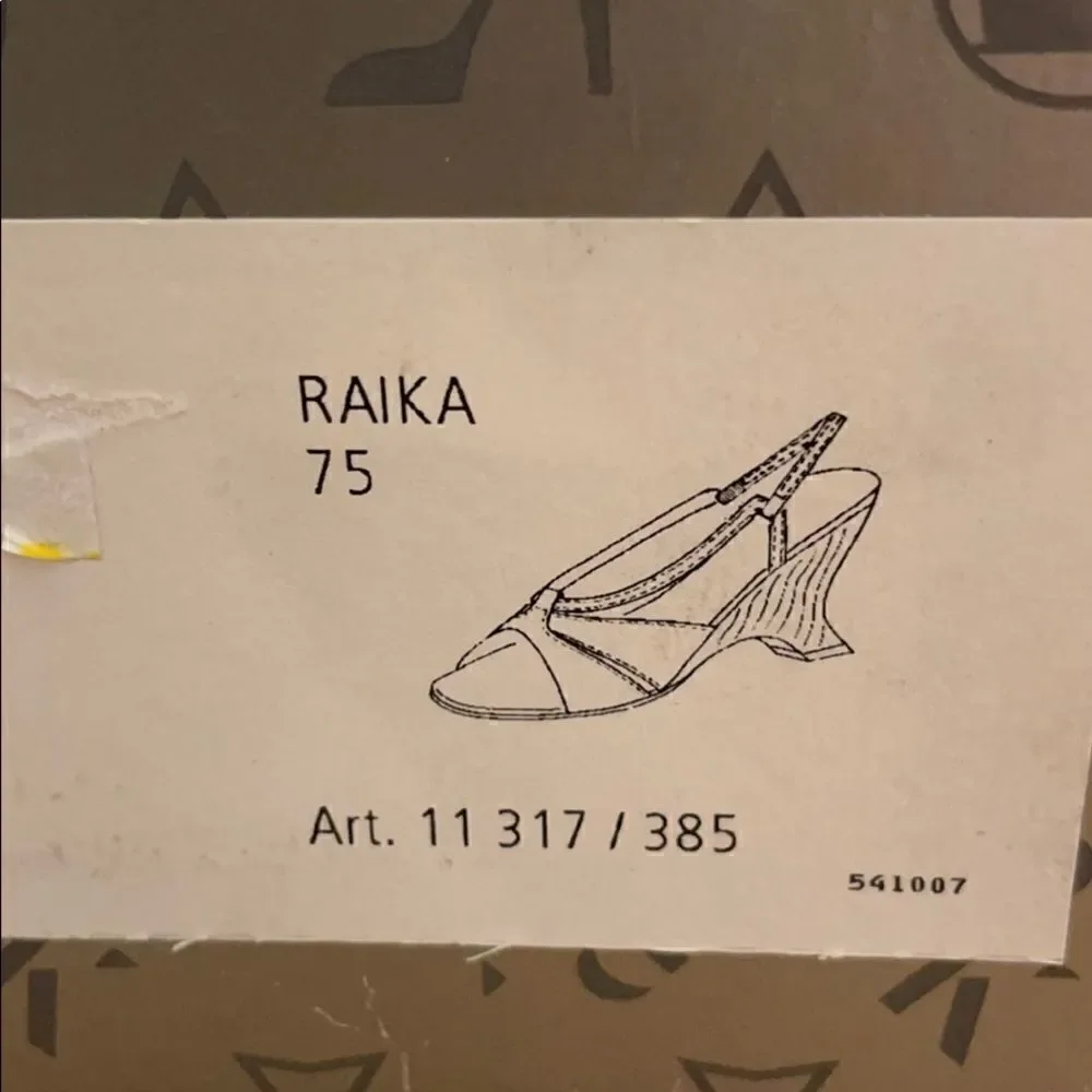 PETER KAISER KORK KALYA WEDGE SANDALS. NEW